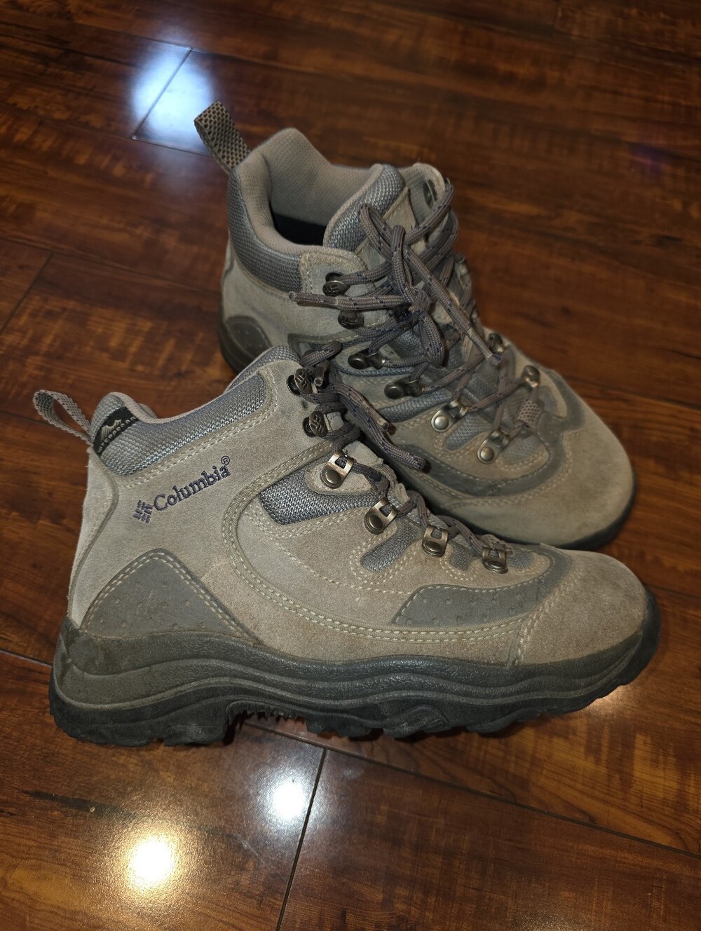 Columbia Razor Ridge Mid Hiking Boots - Picture 10 of 11
